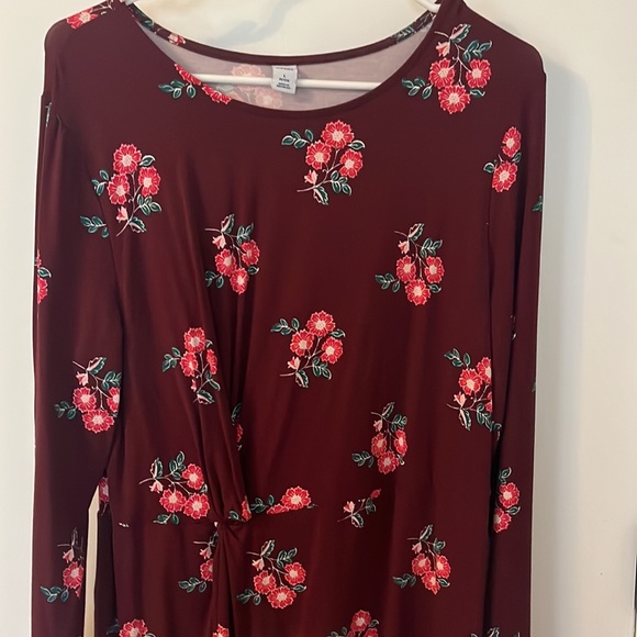 Floral Twist Front  dress - Picture 4 of 5